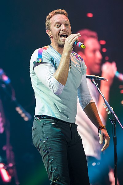 Chris Martin durant un concert